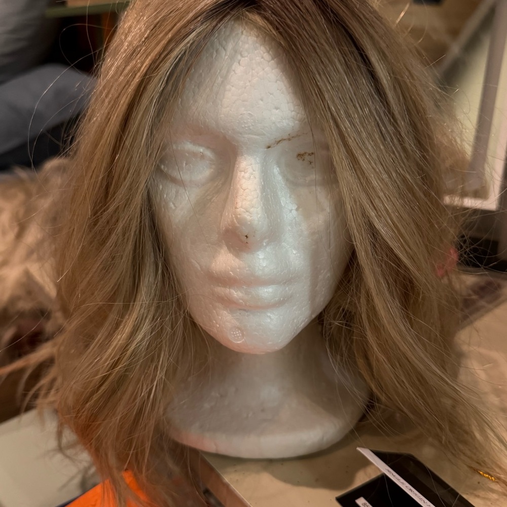 Belle Tress Braylen, honey with chai latte.